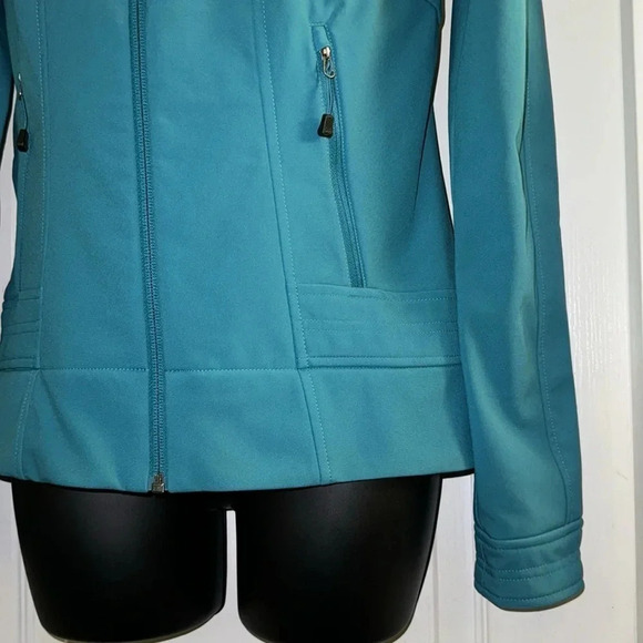 The North Face Beautiful Teal Jacket - Picture 3 of 8